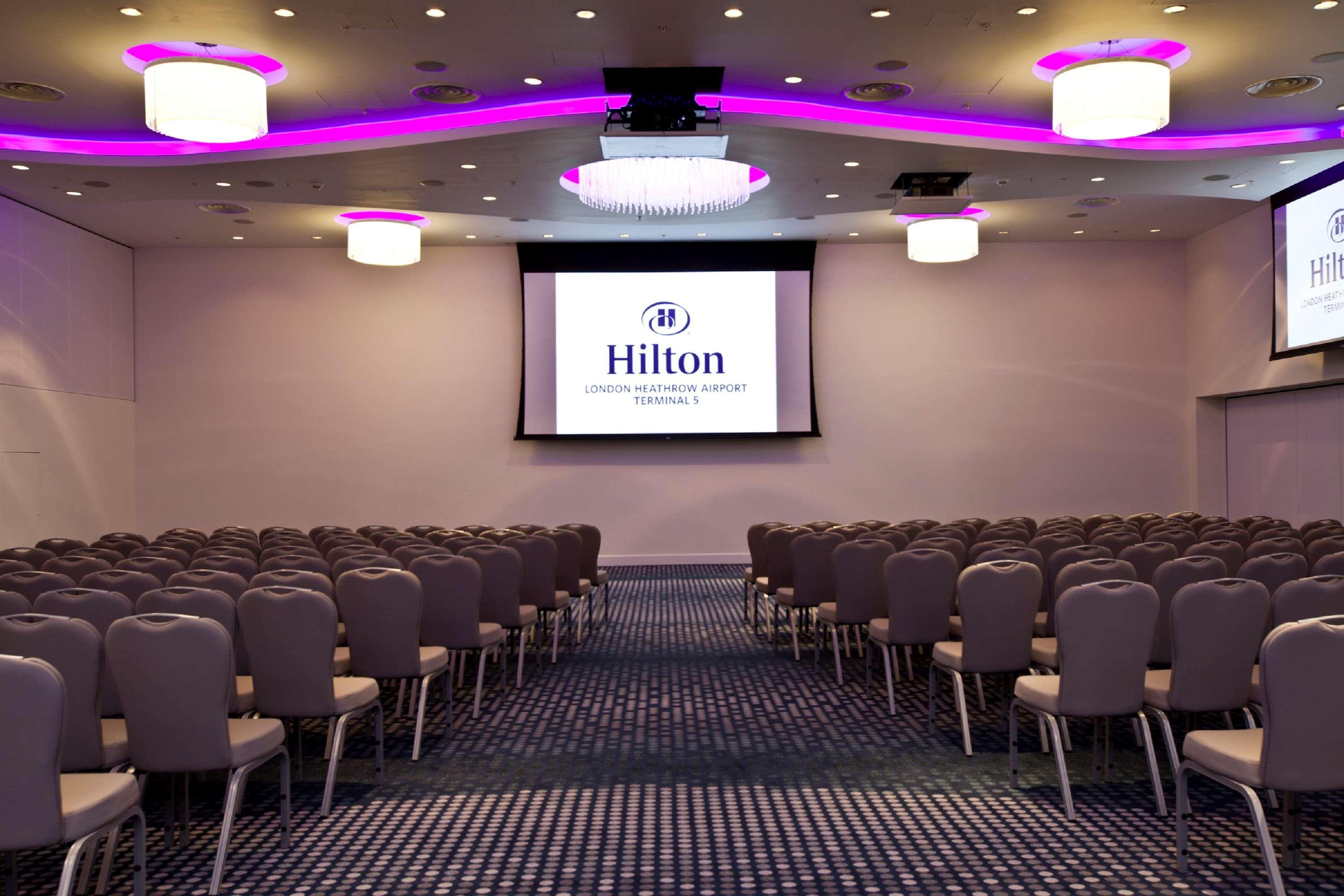 Hilton London Heathrow Airport Terminal 5 Hillingdon Exterior foto