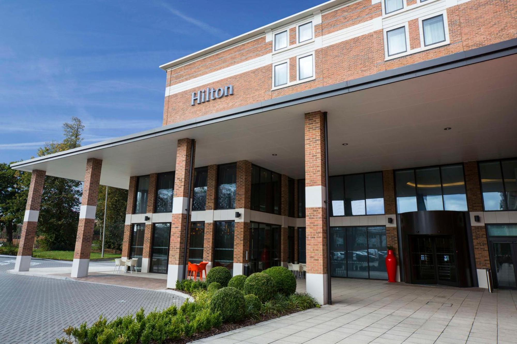 Hilton London Heathrow Airport Terminal 5 Hillingdon Exterior foto